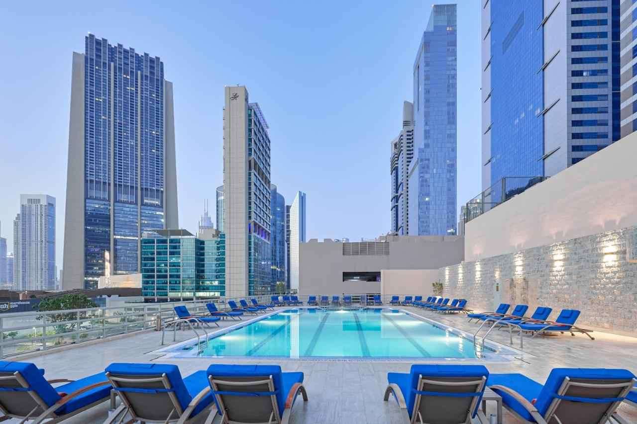 Rose Rayhaan by Rotana Hotel