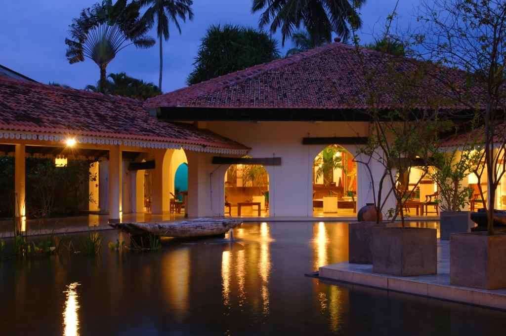 TANGERINE BEACH