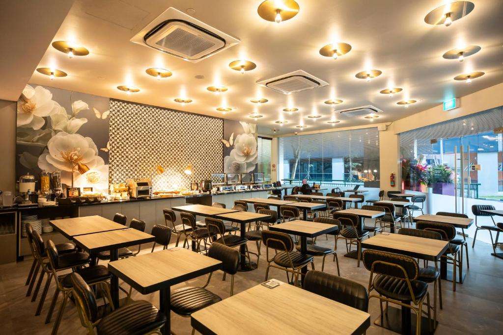 ibis Styles Singapore Albert Hotel