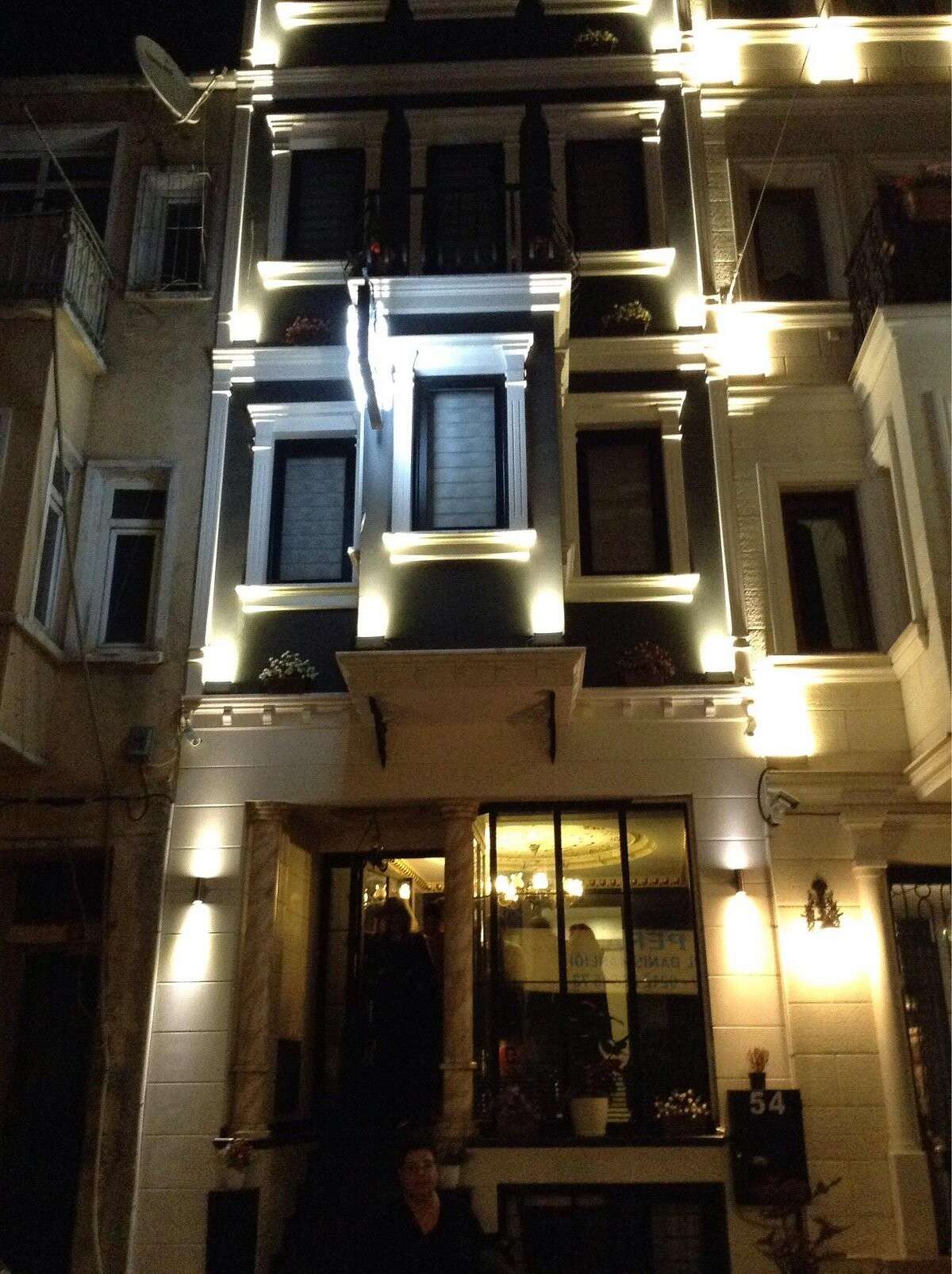 Taksim Doorway Suites Hotel