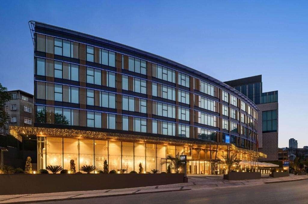 Tryp by Wyndham Istanbul Beyoglu