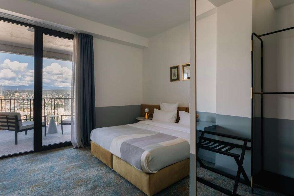 Castor & Pollux hotel