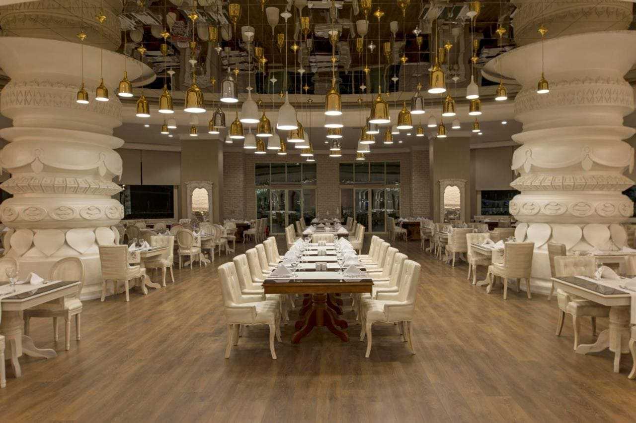 Delphin Imperial