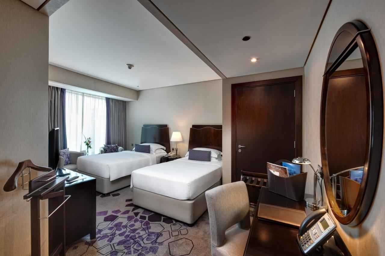 Rose Rayhaan by Rotana Hotel