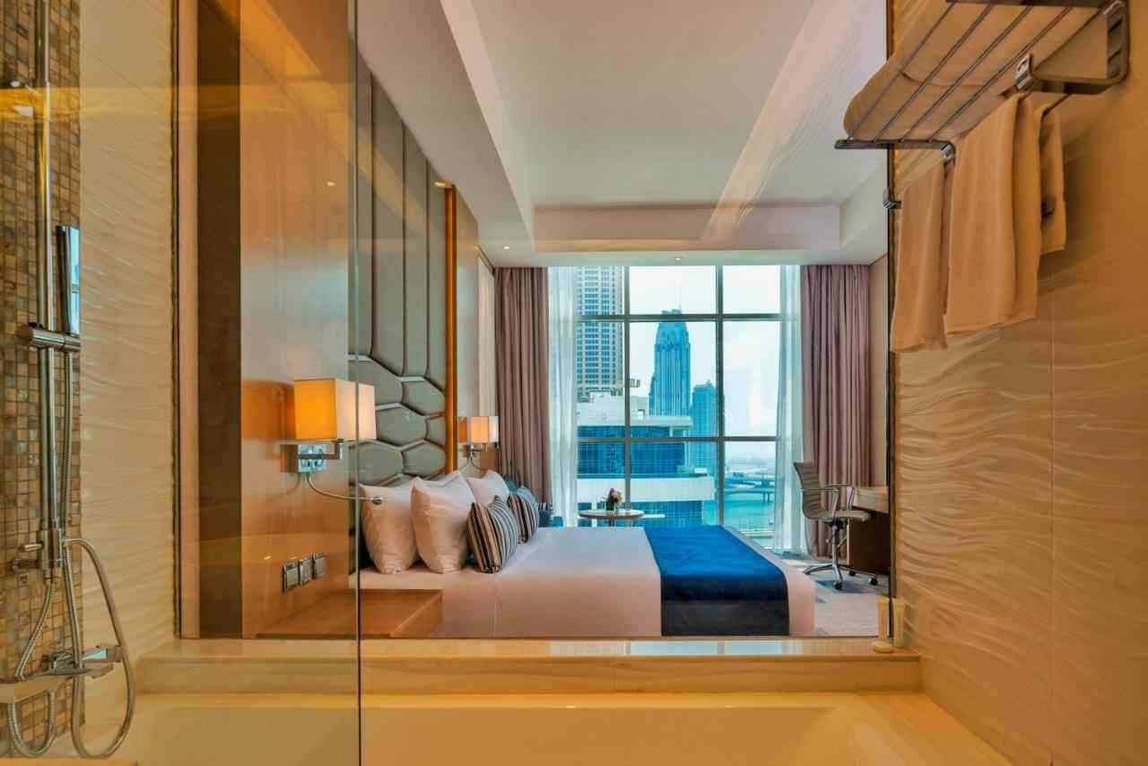Canal Central Hotel