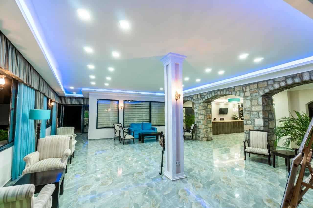 Ayaz Aqua