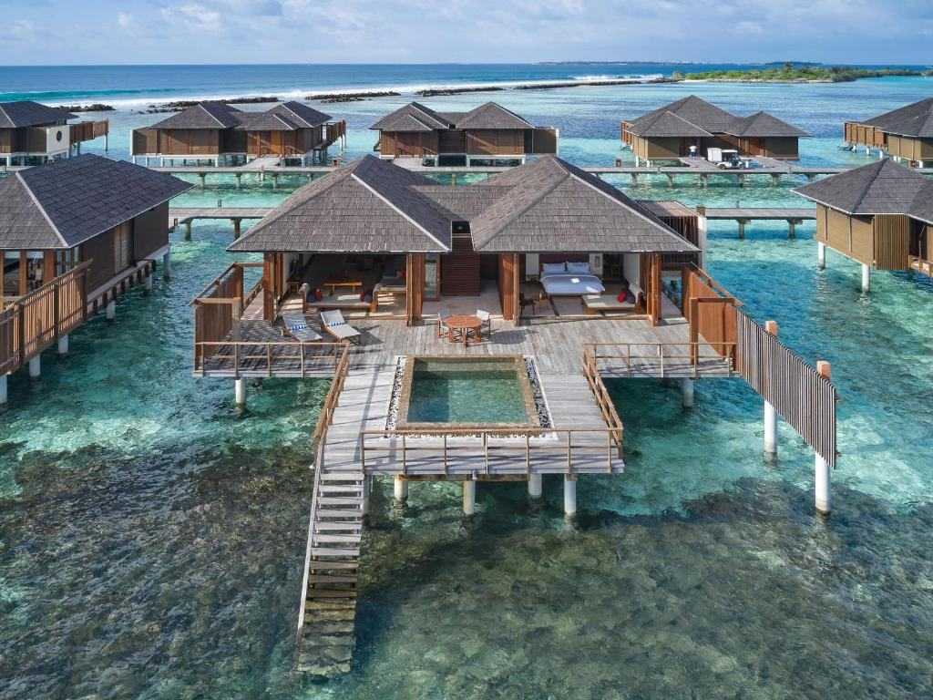 Paradise Island Resort & Spa