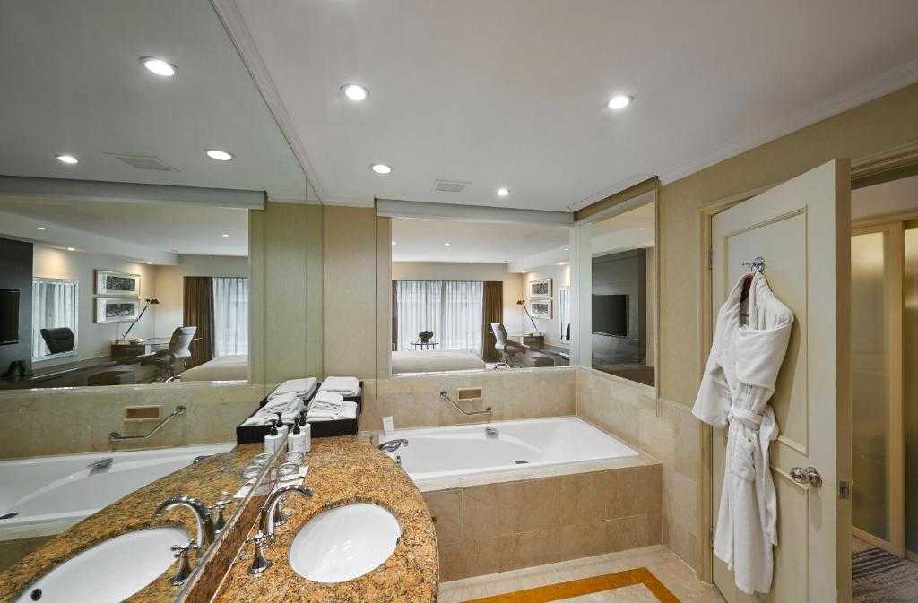 Intercontinental Hotel