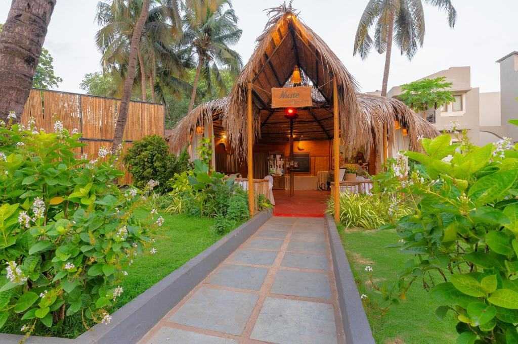 Whispering Palms Beach Resort