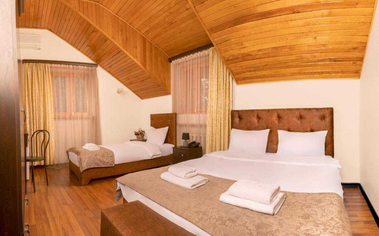 Venesa Hotel