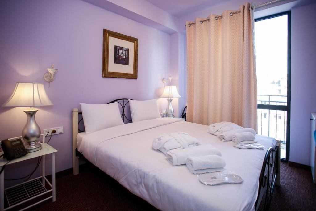 Magnolia Hotel