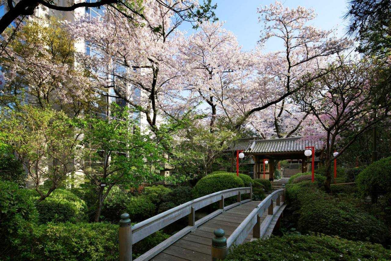 Art Hotel Osaka Bay Tower