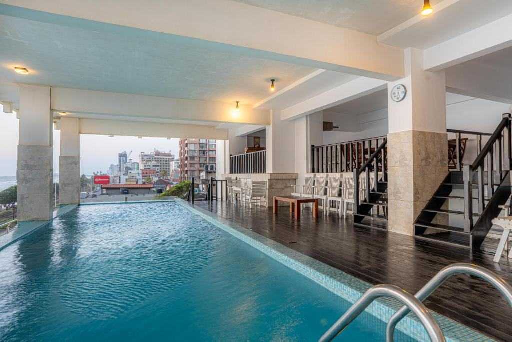 Mirage  Colombo