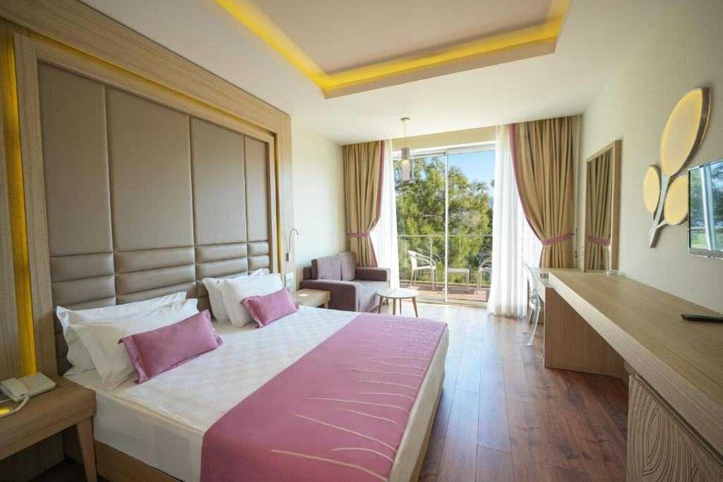 HOTEL SENTIDO ORKA LOTUS BEACH